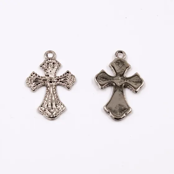Pingente Cruz Trabalhada 25X17Mm Em Zamac Com 100Gr