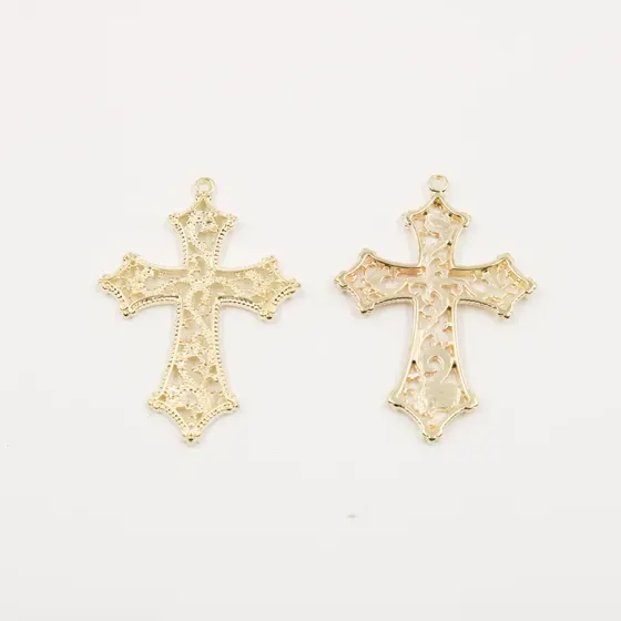 Pingente Cruz Vazada 59X38Mm Em Zamac Com 100Gr