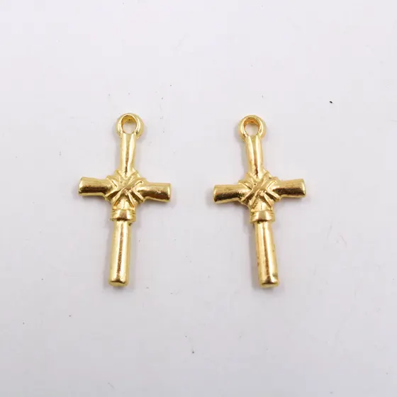 Pingente Cruz 27X14Mm Em Zamac Com 100Gr