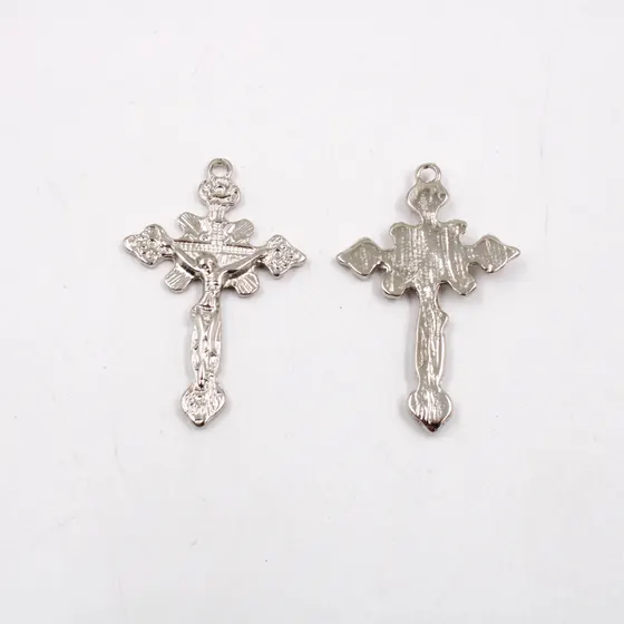 Pingente Cruz Trabalhada 43X28Mm Em Zamac Com 100Gr - Niquel