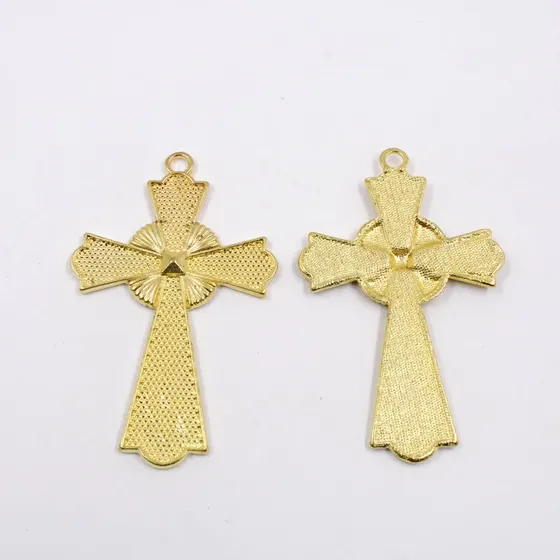 Pingente Cruz Trabalhada 83X52Mm Em Zamac Com 02 Pecas - Dourado