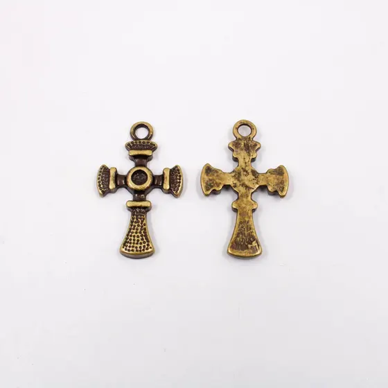 Pingente Cruz Trabalhada 43X21Mm Em Zamac Com 12 Pecas - Ouro Velho