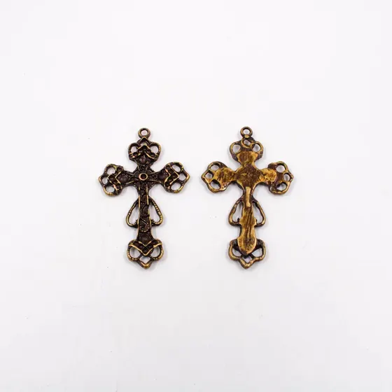 Pingente Cruz Vazada 50X31Mm Em Zamac Com 12 Pecas - Ouro Velho