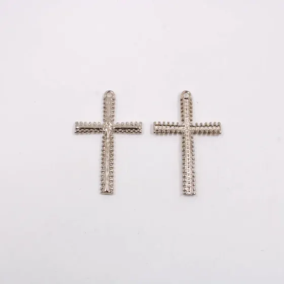 Pingente Cruz Serrilhada 58X36Mm Em Zamac Com 12 Pecas - Niquel