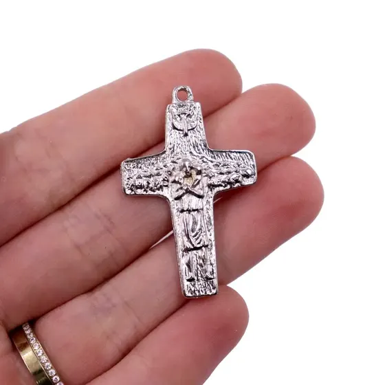 Pingente Cruz Trabalhada 40Mm Em Zamac Com 12 Pecas - Niquel