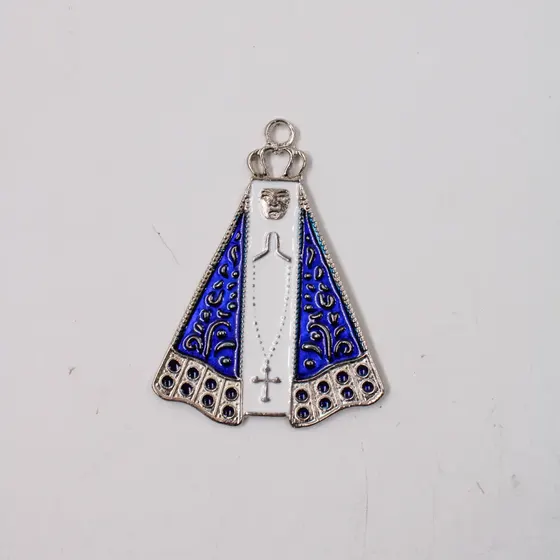 Pingente Cataforetico Resinado Nossa Senhora Aparecida 58X45Mm Em Zamac Com 02 Pecas - Niquel