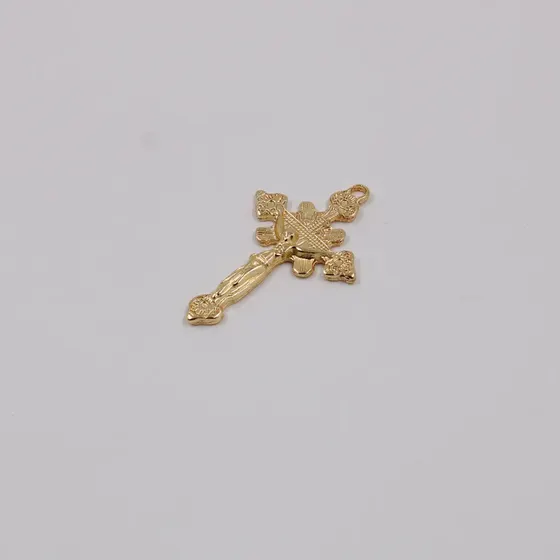 Pingente Crucifixo Trabalhado Cataforetico 43X28Mm Em Zamac Com 12 Pecas - Dourado