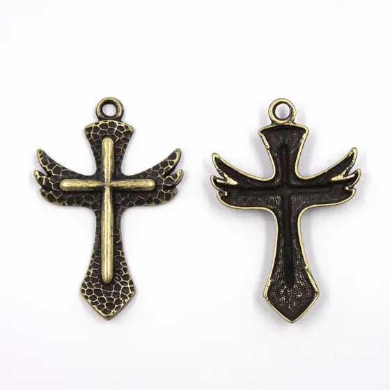 Pingente Cruz Trabalhada 64X43Mm Em Zamac Com 2 Pecas - Ouro Velho
