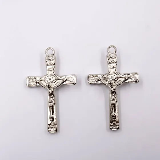 Pingente Crucifixo Trabalhado 50X30Mm Em Zamac Com 06 Pecas - Niquel