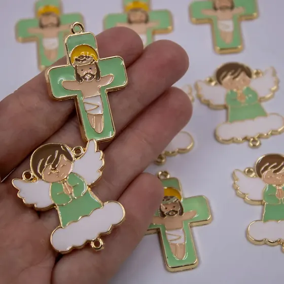 Entremeio Anjo Nuvem E Crucifixo Em Zamac Resinado Com 10 Pecas - Verde Bebe