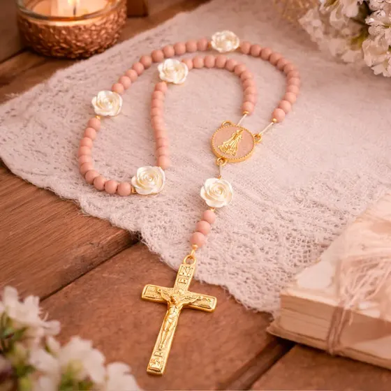 Pingente Cataforetico Crucifixo Alto Relevo 51X30Mm Em Zamac Com 05 Pecas - Dourado