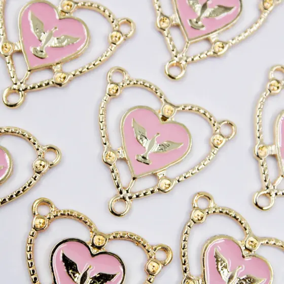 Entremeio Cataforetico Resinado Espirito Santo Coracao 28Mm Em Zamac Com 10 Pecas - Rosa Claro