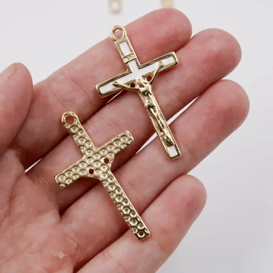 Entremeio Cataforetico Resinado Crucifixo 43X25Mm Em Zamac Com 10 Pecas