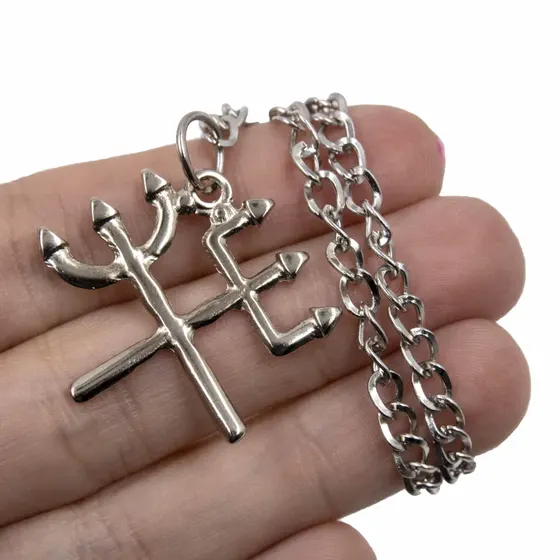Pingente Tridente Cruzado Exu 32X28Mm Em Zamac Com 12 Pecas - Niquel