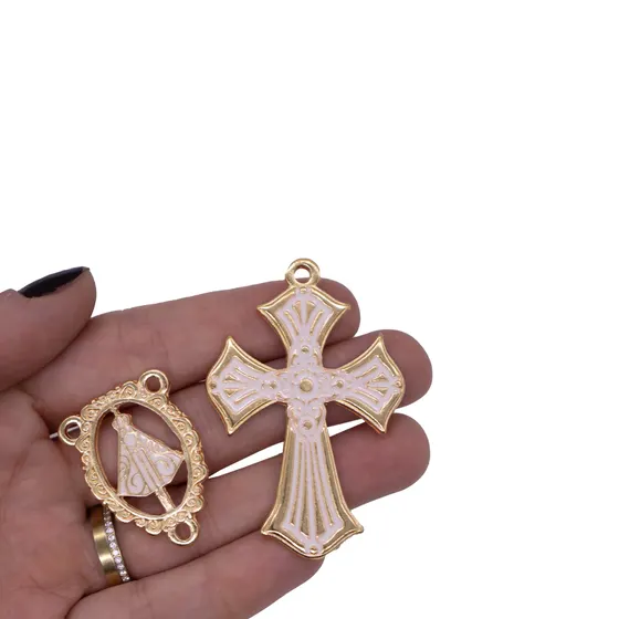 Entremeio Cataforetico Resinado Crucifixo 57X38Mm Em Zamac Com 6 Pecas