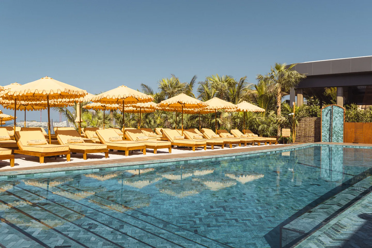 Ninive Beach Dubai