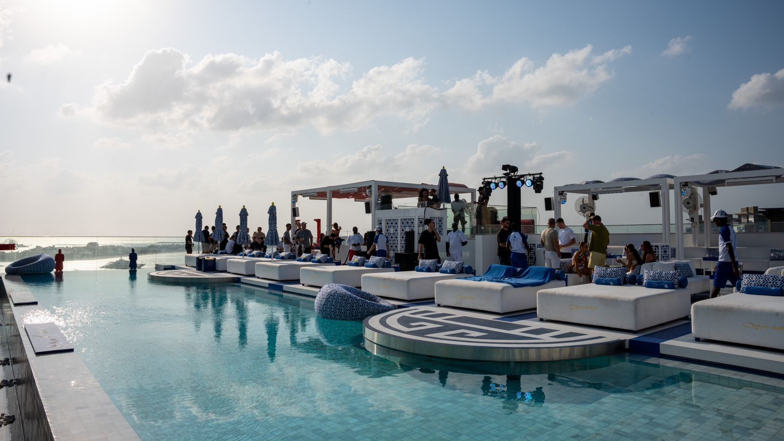 Chinawhite Skypool Dubai