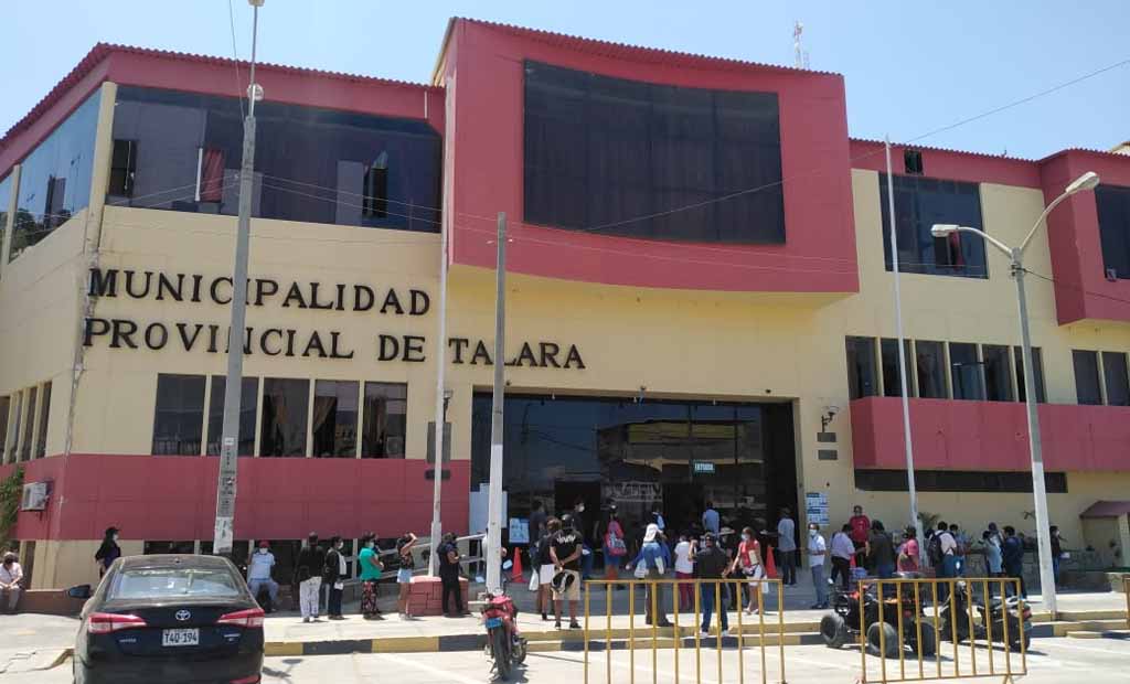 Talara: cierran municipalidad y tamizarán a trabajadores