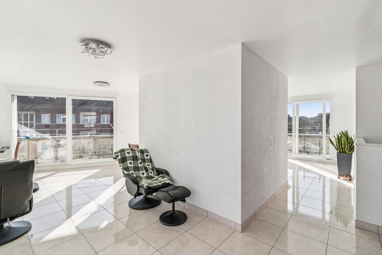 Rare attique-duplex moderne entre Lausanne & Pully