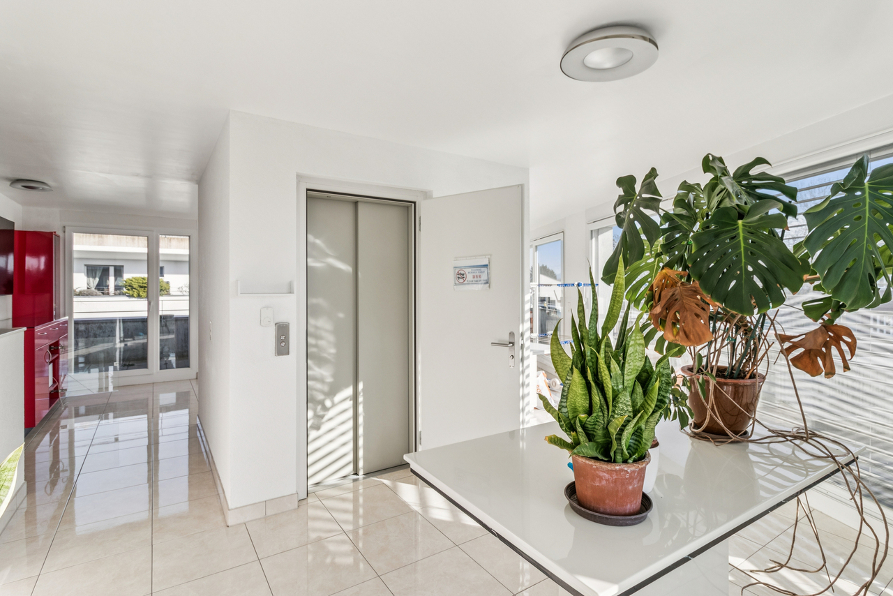 Rare attique-duplex moderne entre Lausanne & Pully