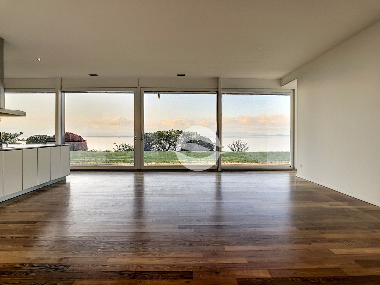 Appartement d'exception Pieds dans l'eau - rez inférieur