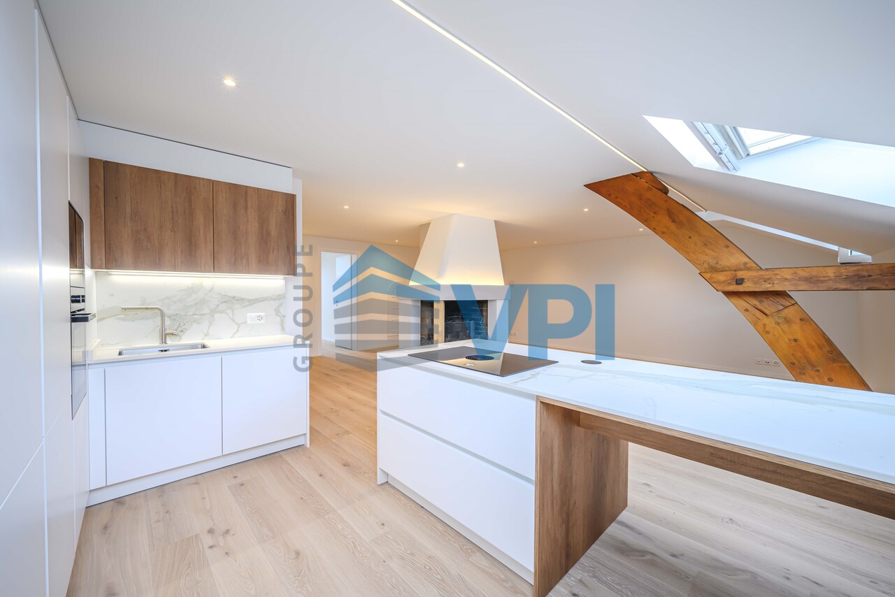 Appartement entièrement rénové à deux pas du lac