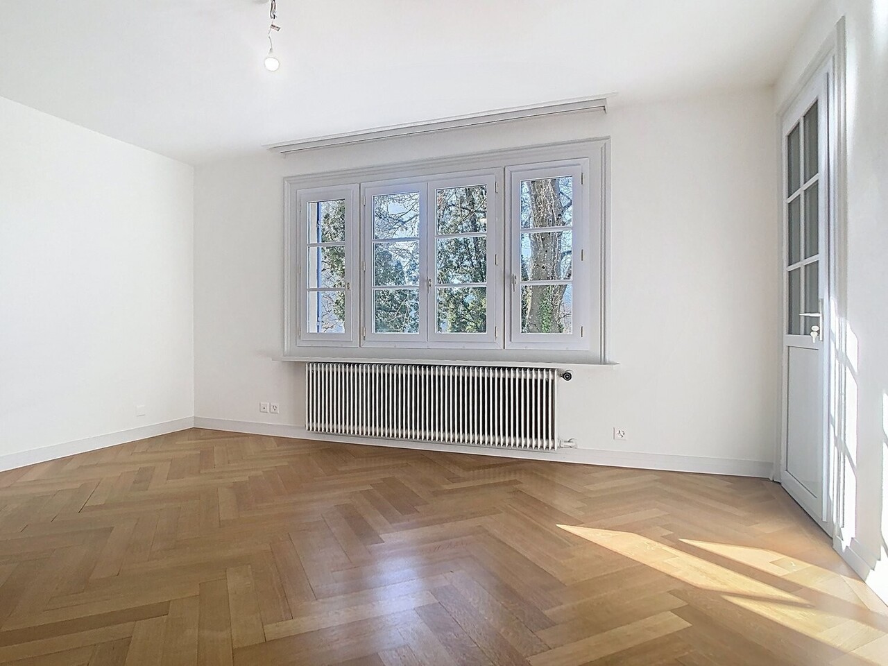 UN BEL APPARTEMENT DE STANDING DANS UN IMMEUBLE DE 3 LOGEMENTS