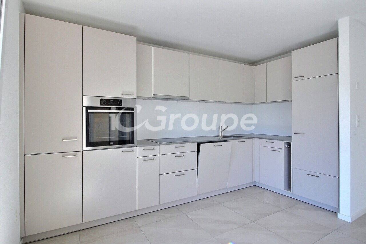 Appartement standard en très bon état à louer à Grimisuat.
