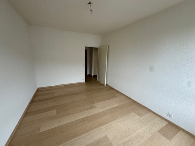 Appartement à louer 5 pièces à 1203 Genève - Genève