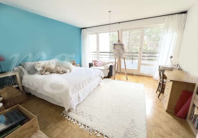 Appartement à louer 8 pièces à 1206 Genève - Genève