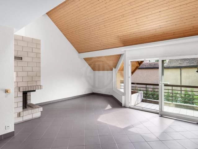 Appartement à vendre 6.5 pièces à 1272 Genolier - Vaud