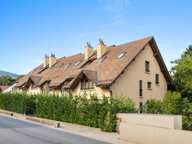 Appartement à vendre 6.5 pièces à 1272 Genolier - Vaud