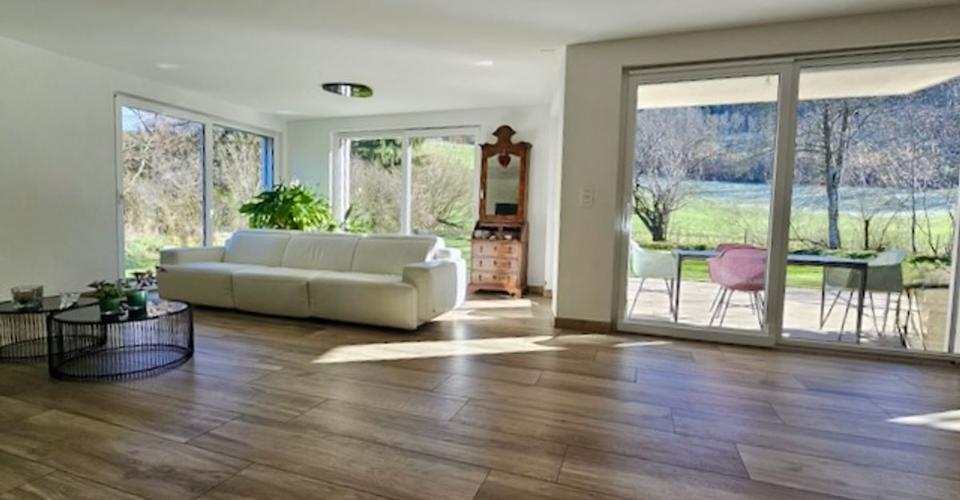 Maison contiguë 9 pièces
