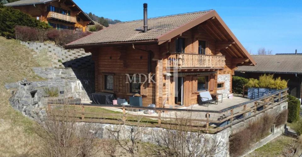 Chalet 5.5 pièces