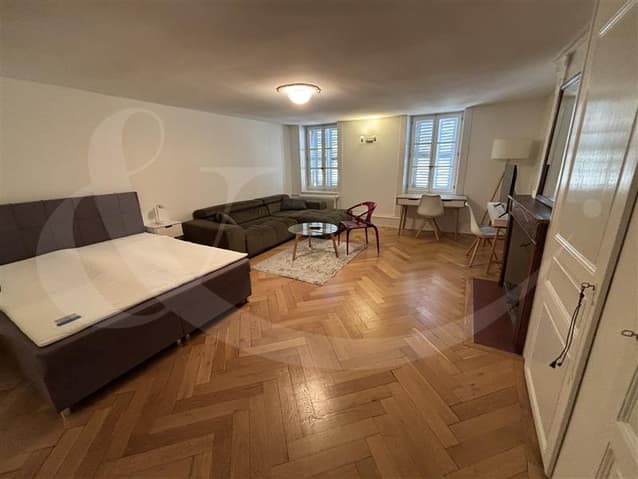 Appartement à louer 2.5 pièces à 1227 Carouge - Genève