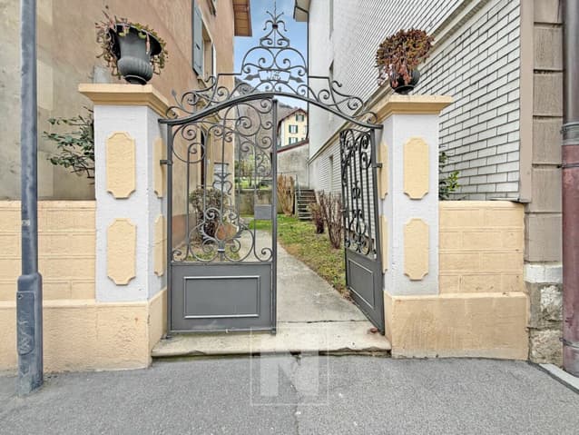 Immeuble à vendre 10.5 pièces à 1337 Vallorbe - Vaud