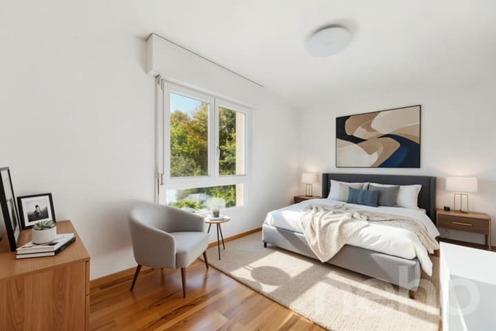 Maison à vendre 6.5 pièces à 1272 Genolier - Vaud