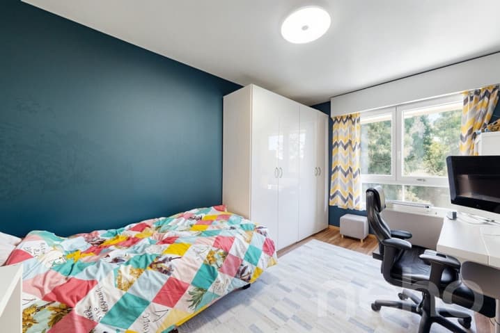 Maison à vendre 6.5 pièces à 1272 Genolier - Vaud