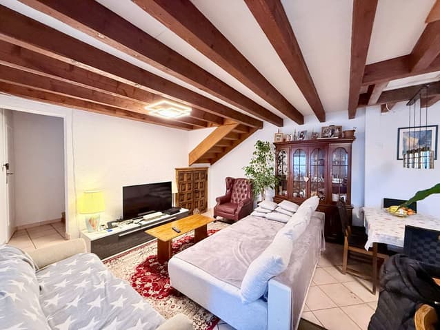 Maison à vendre 8 pièces à 1275 Chéserex - Vaud