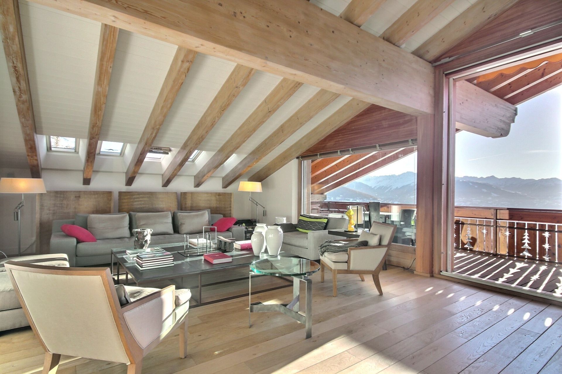 Crans-Montana. Exclusivité. Extraordinaire 5.5 pièces attique de luxe