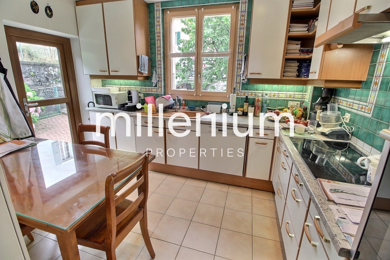 Bel appartement avec jardin et vue lac à Lausanne