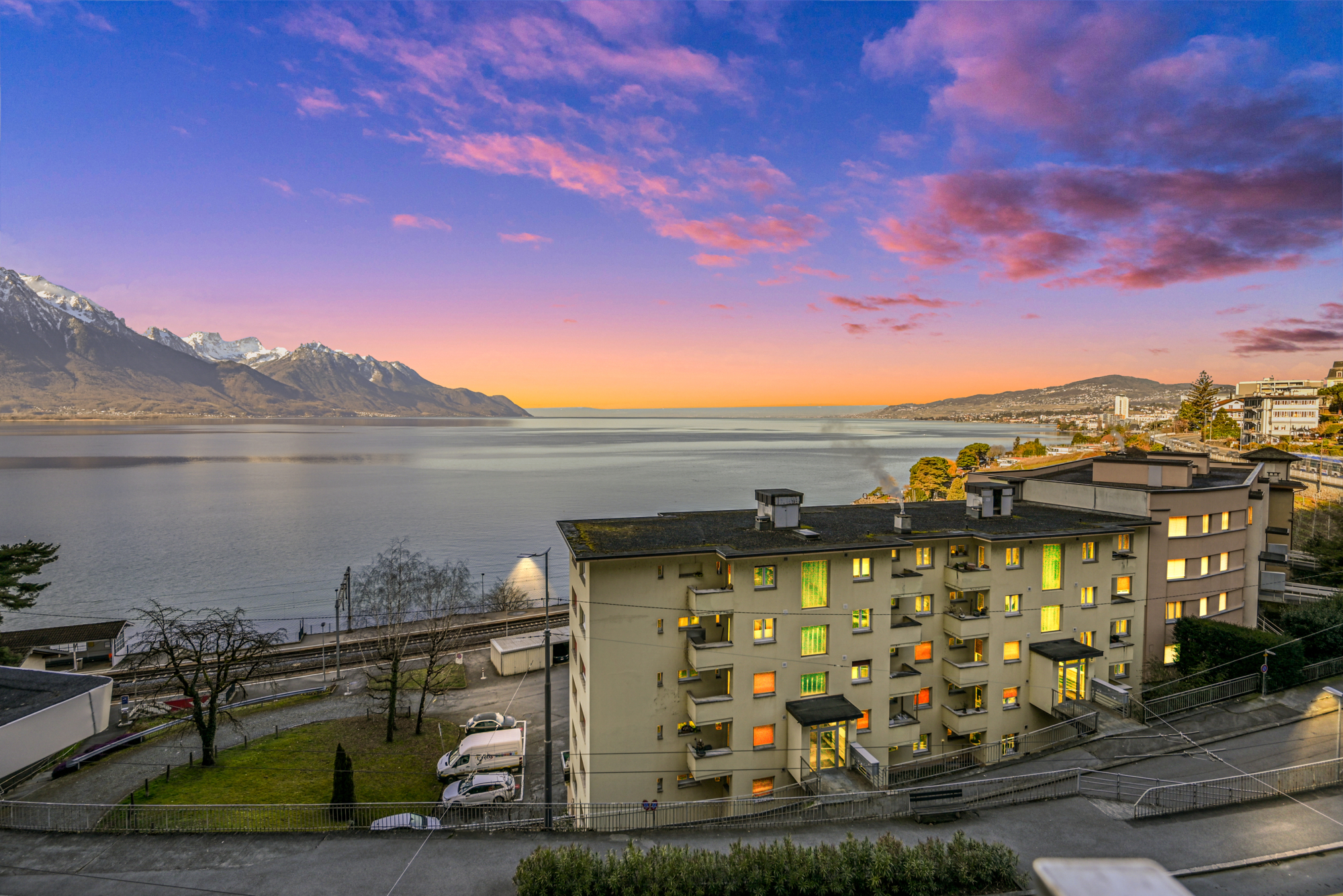 MONTREUX - ATTIQUE AVEC VUE PANORAMIQUE