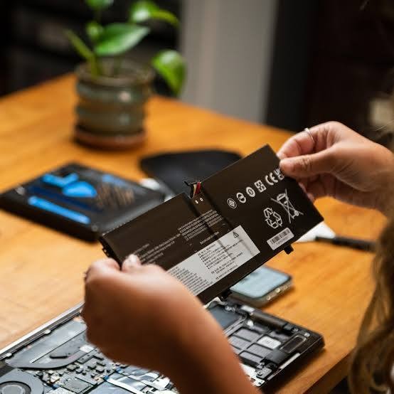 iFixit