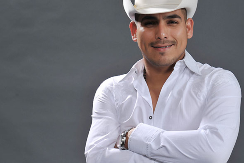 Te la pasas, el tema del nuevo dueto de Espinoza Paz.