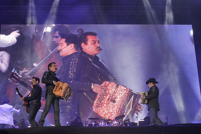 Los Tirgres del Norte arrasan con el Vive Latino