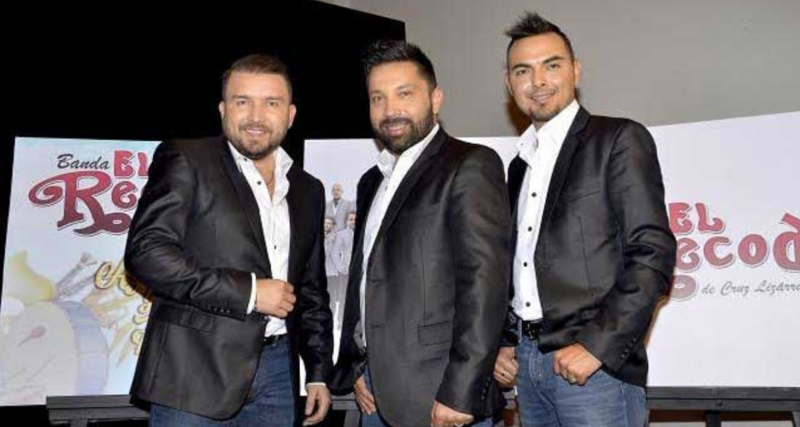 Vocalista de El Recodo se despide de la banda