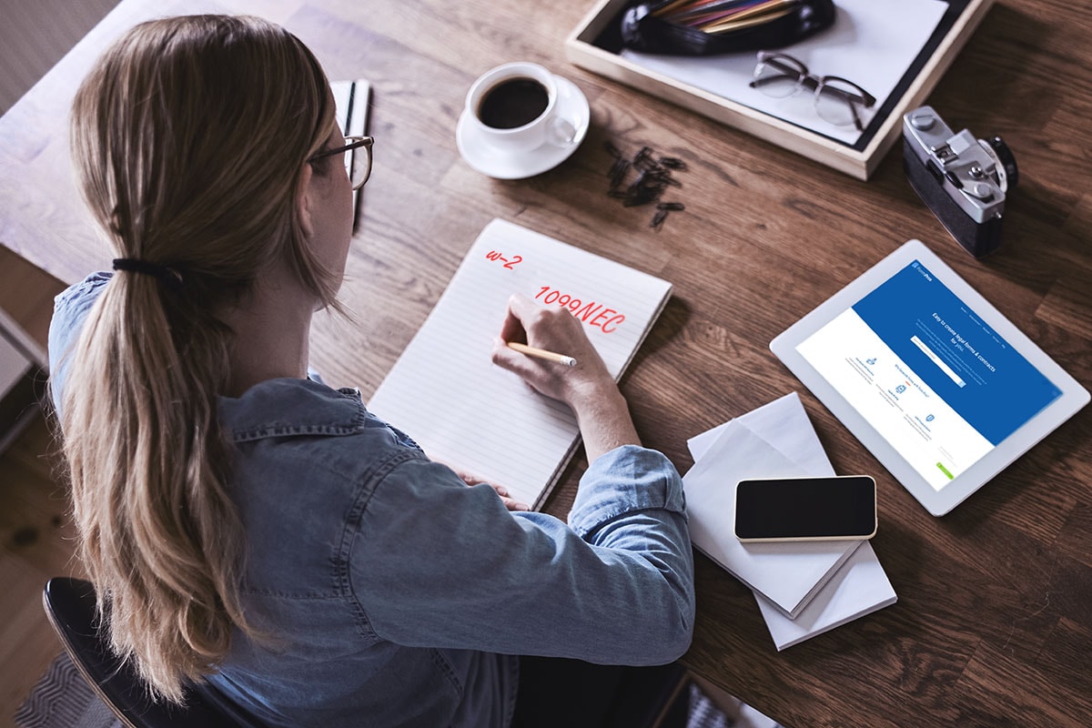 Common Mistakes to Avoid When Generating Pay Stubs for Contractors
