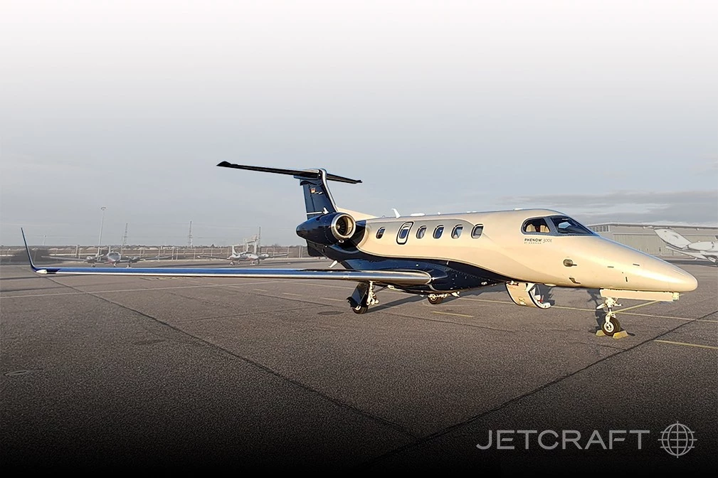 Embraer Phenom 300E5073 Thumbnail