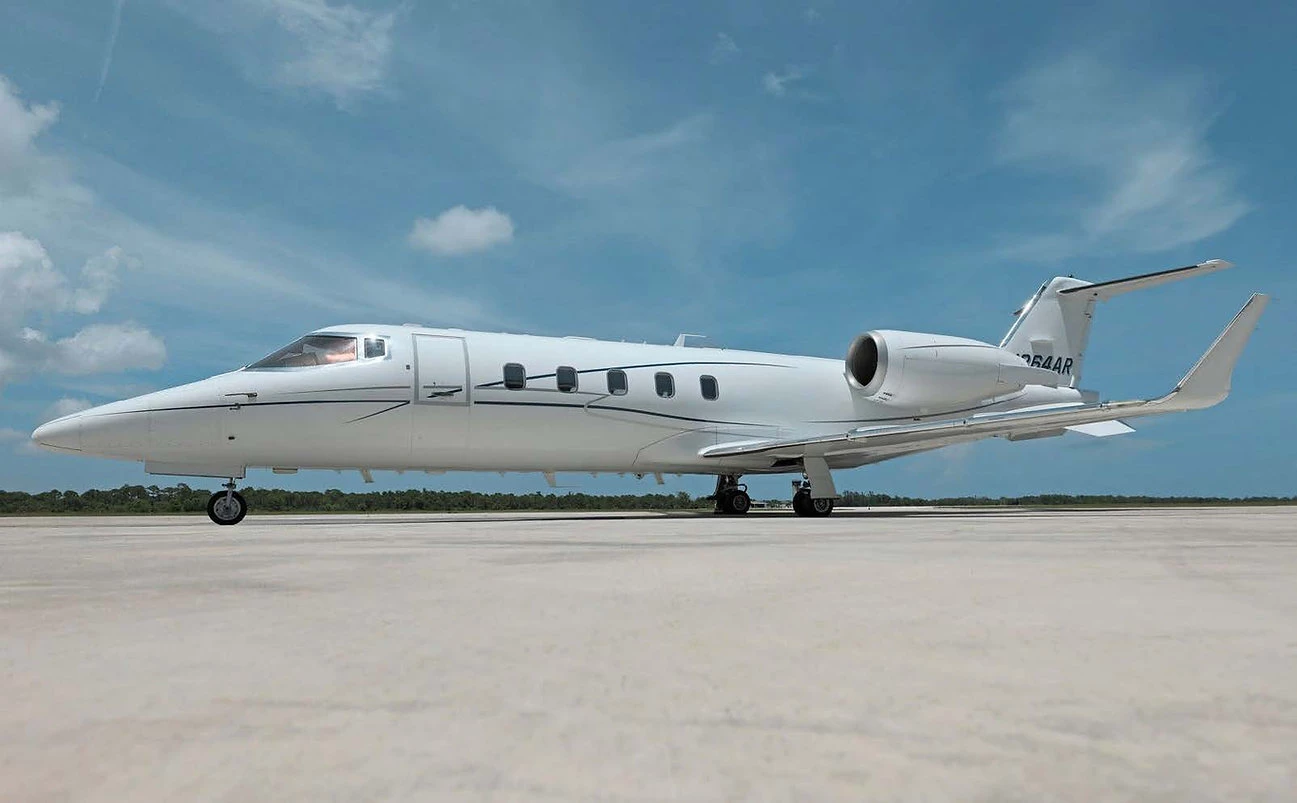 Bombardier Learjet 60XR 2009 Aircraft Image Main