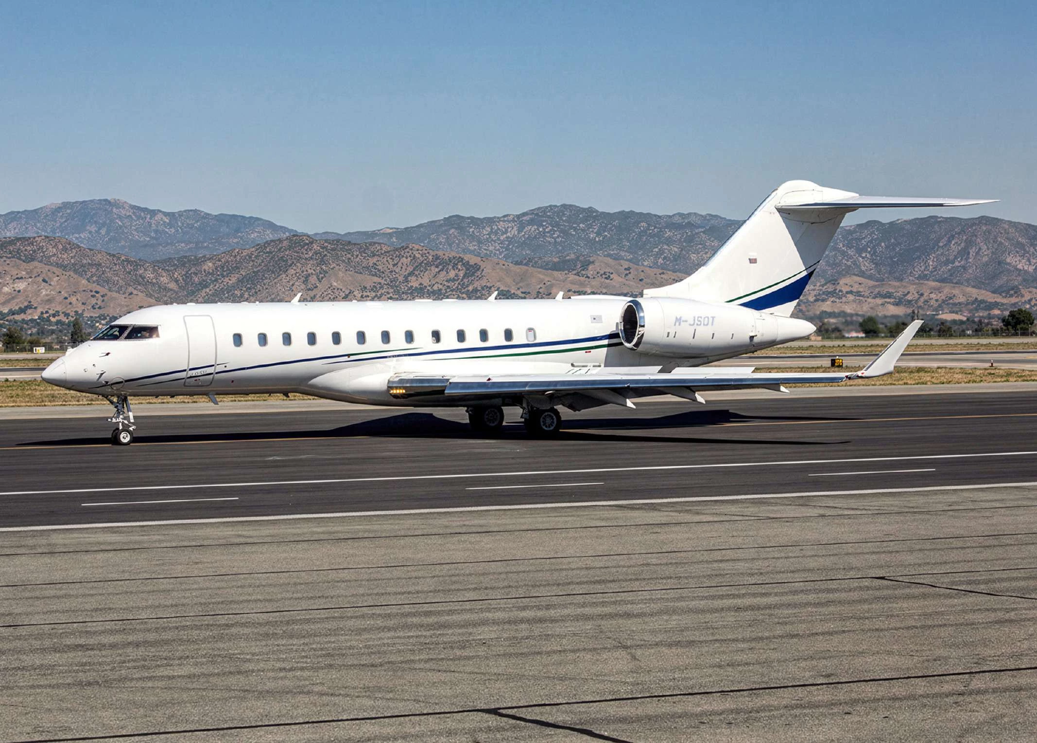 Bombardier Global 6500617 Thumbnail